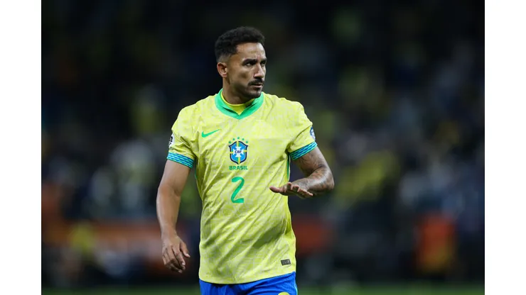 SP - SAO PAULO - 10/06/2025 - ELIMINATORIAS COPA DO MUNDO 2026, SELECAO BRASILEIRA X PARAGUAI - Danilo jogador da Selecao Brasileira durante a partida entre Brasil e Paraguai na Neo Quimica Arena em Sao Paulo (SP), pelas Eliminatorias da Copa do Mundo 2026. Foto: Marlon Costa/AGIF