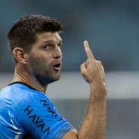 Torcida critica Kannemann após partida do Grêmio
