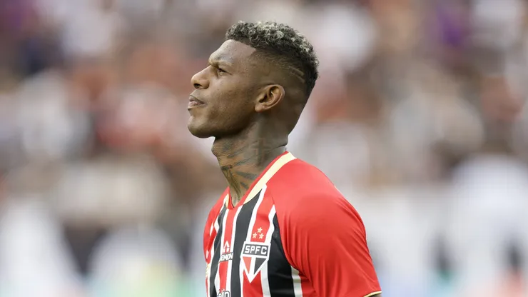 Arboleda terá situação analisada por Dorival no São Paulo.
