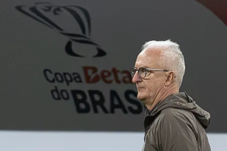 SP – SAO PAULO – 17/12/2025 – COPA DO BRASIL 2025, CORINTHIANS X VASCO -DORIVAL JUNIOR tecnico do Corinthians durante partida contra o Vasco no estadio Arena Corinthians pelo campeonato Copa Do Brasil 2025. Foto: Joisel Amaral/AGIF