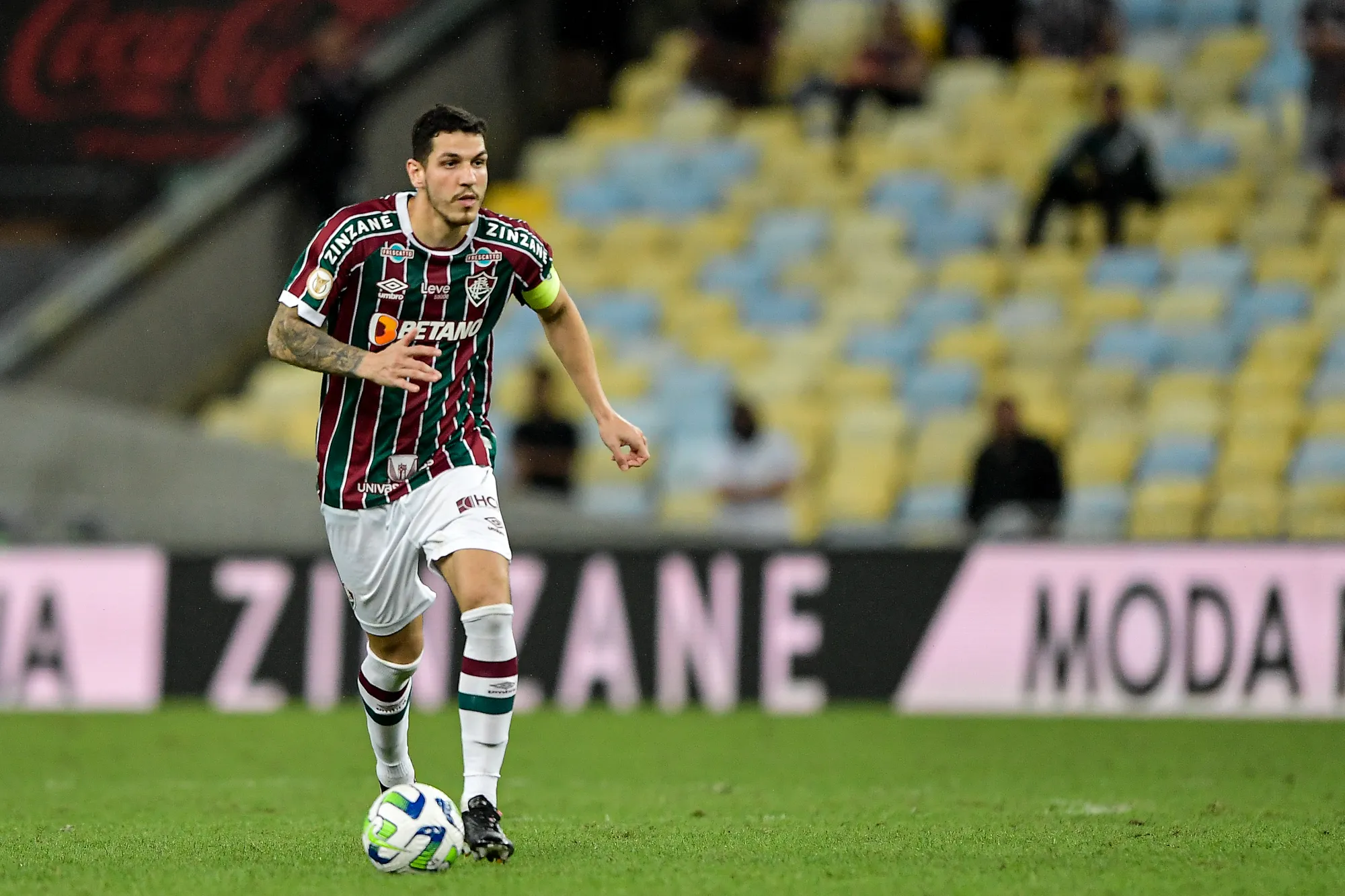 Nino jogador do Fluminense durante partida contra o Santos no estadio Maracana pelo campeonato Brasileiro A 2023. Foto: Thiago Ribeiro/AGIF