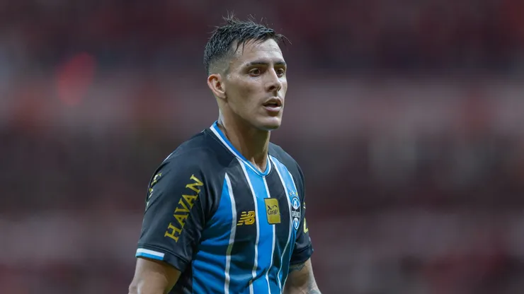 Grêmio negocia renovação com Pavón, mas Boca pressiona