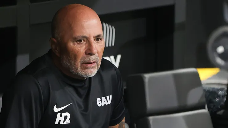 Atlético-MG pode sofrer transfer ban por dívida na CNRD com Sampaoli