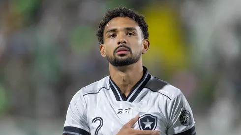 Vitinho, do Botafogo, vira pedido na torcida do Palmeiras