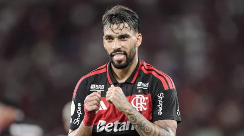 RJ - RIO DE JANEIRO - 19/04/2026 - BRASILEIRO A 2026, FLAMENGO X BAHIA - Lucas Paqueta jogador do Flamengo comemora seu gol durante partida contra o Bahia no estadio Maracana pelo campeonato Brasileiro A 2026. Foto: Thiago Ribeiro/AGIF