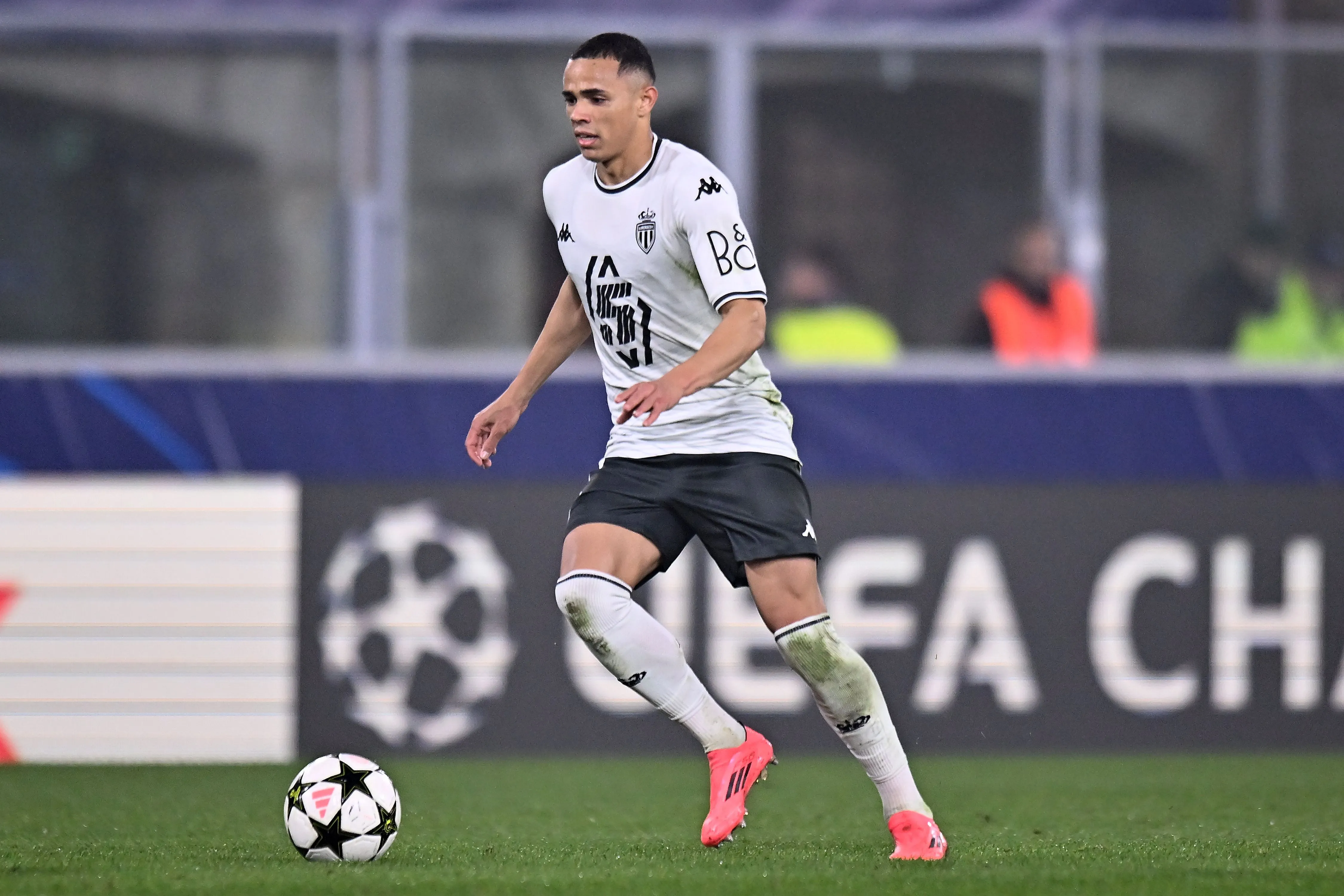 Vanderson of Monaco in action during the UEFA Champions League 2024/25 League Phase MD4 match between Bologna FC 1909 and AS Monaco at Stadio Renato Dall’Ara on November 05, 2024 in Bologna, Italy. (Photo by Alessandro Sabattini/Getty Images)