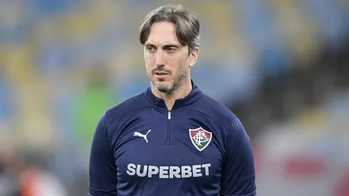 Luis Zubeldia tecnico do Fluminense durante partida contra o Operario no estadio Maracana pelo campeonato Copa Do Brasil 2026. Foto: Thiago Ribeiro/AGIF