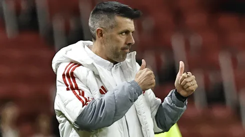 Paulo Pezzolano tecnico do Internacional durante partida contra o Vasco no estadio Beira-Rio pelo campeonato Brasileiro A 2026. Foto: Roberto Vinicius/AGIF
