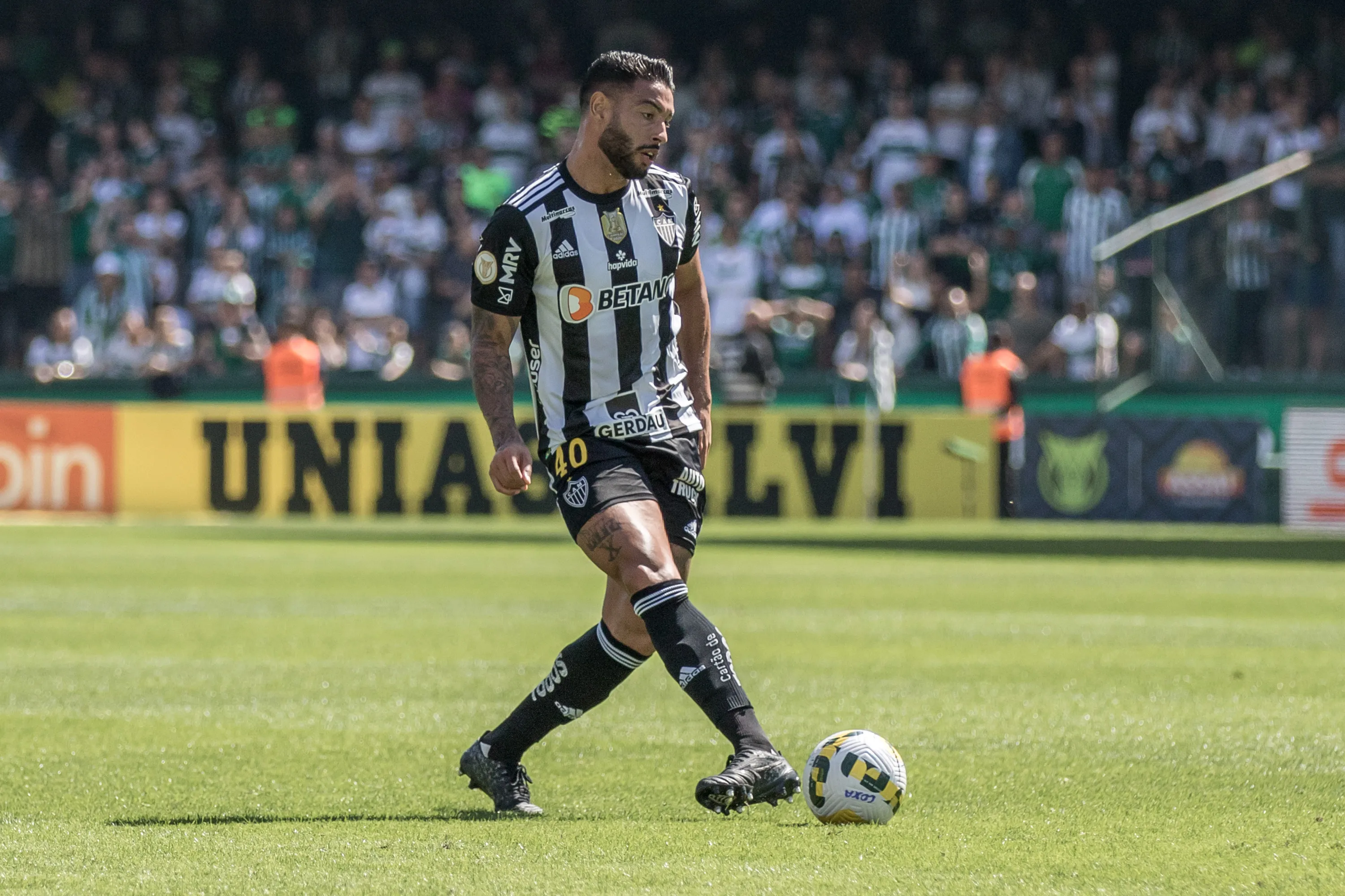 Nathan Silva durante partida contra o Coritiba no Campeonato Brasileiro de 2022. Foto: Robson Mafra/AGIF
