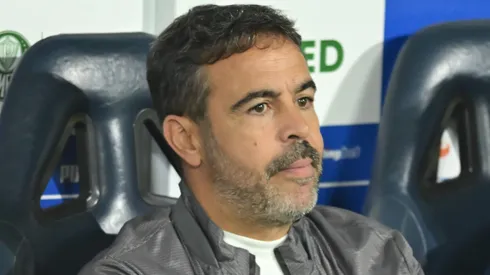Artur Jorge durante confronto contra o Palmeiras no Brasileirão de 2026.