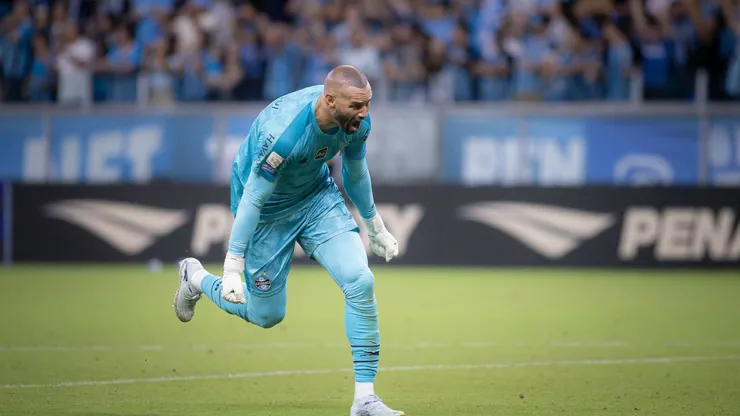 Weverton, goleiro do Grêmio. Foto: Maxi Franzoi/AGIF