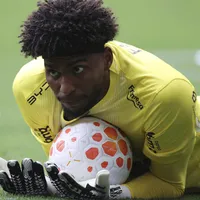 Hugo Souza aguarda convocação da Seleção e movimenta o Corinthians
