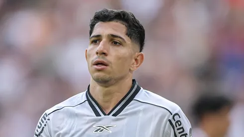 Barboza revela conselho para saída de Savarino do Botafogo.