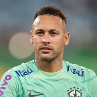 Neymar realiza exames na panturrilha a pedido da CBF