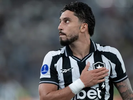 Telles e Botafogo querem renovar, mas entrave é financeiro