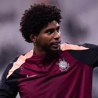 Diniz pede convocação de Hugo Souza para Copa do Mundo