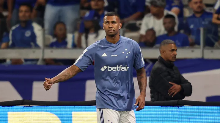 Cruzeiro deseja negociar Walace na próxima janela