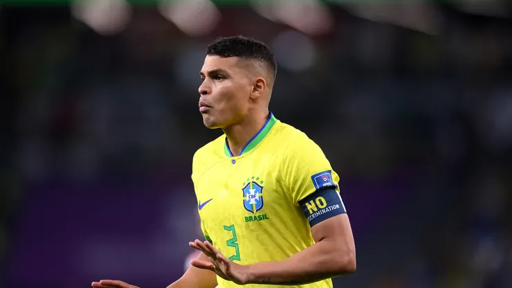 Thiago Silva, do Brasil, reage durante a partida das quartas de final da Copa do Mundo FIFA Qatar 2022 entre Croácia e Brasil, no Estádio Cidade da Educação, em 9 de dezembro de 2022, em Al Rayyan, Qatar. (Foto de Laurence Griffiths/Getty Images)