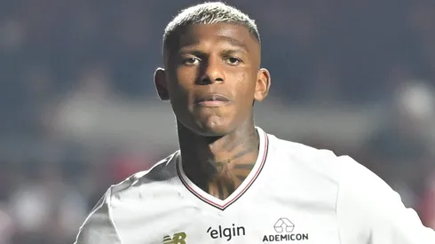 Arboleda durante confronto contra o Ceará no Brasileirão de 2025.
