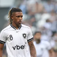 Manchester United deve fazer proposta milionária para tirar Danilo do Botafogo