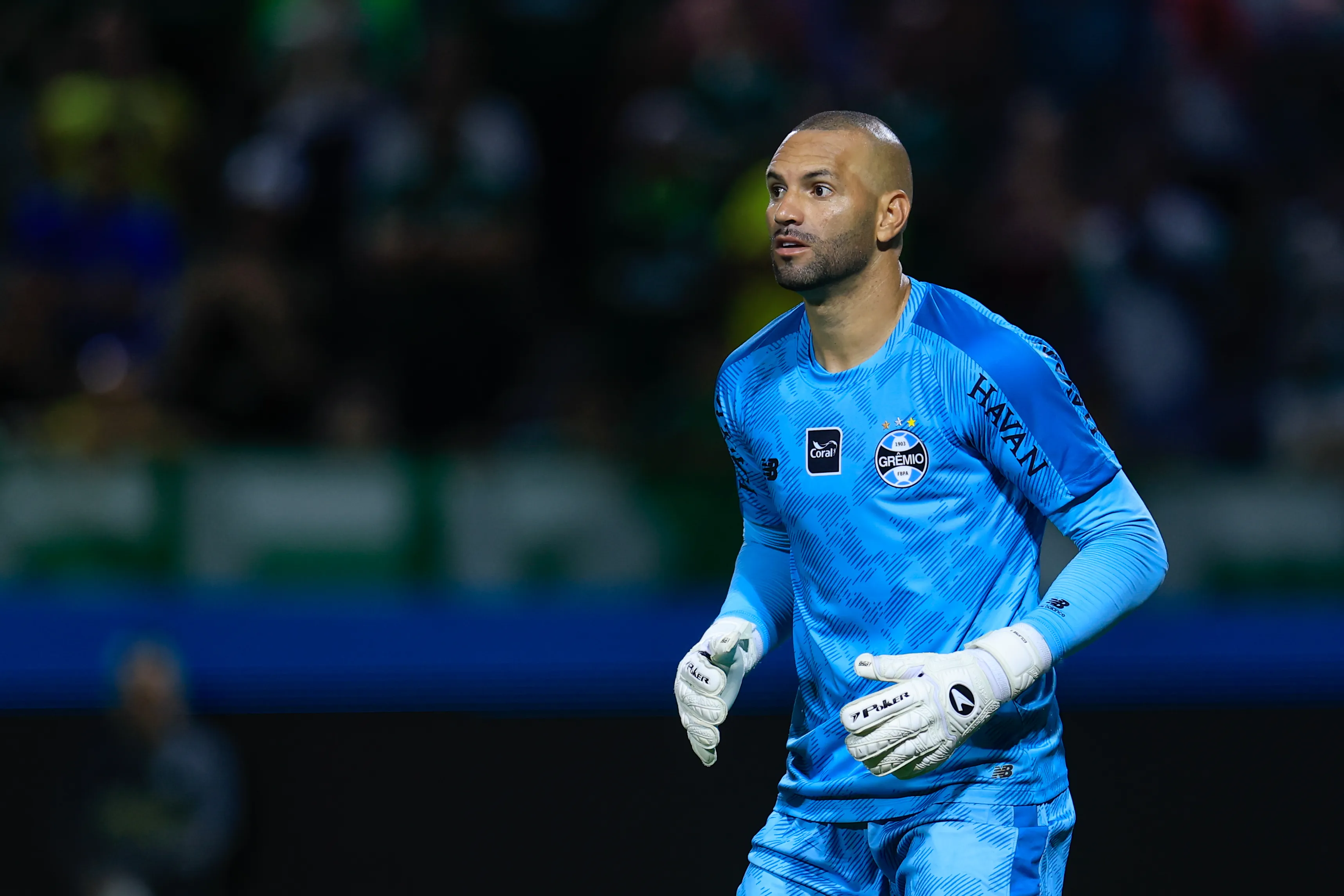 SP – BARUERI – 02/04/2026 – BRASILEIRO A 2026, PALMEIRAS X GREMIO – Weverton goleiro do Gremio durante partida contra o Palmeiras no estadio Arena Barueri pelo campeonato Brasileiro A 2026. Foto: Marcello Zambrana/AGIF