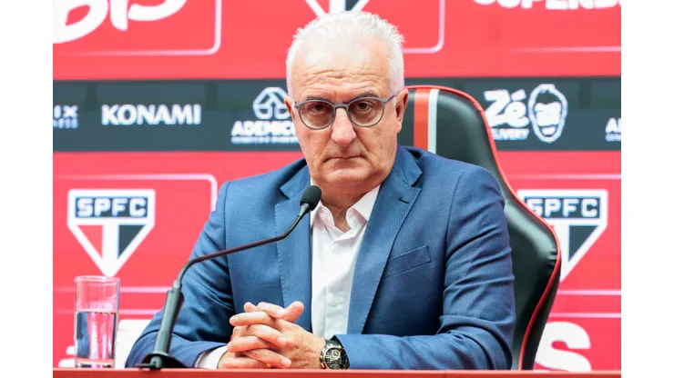 SP - SAO PAULO - 18/05/2026 - APRESENTACAO TECNICO DORIVAL JR. NO SAO PAULO - Dorival Jr. durante sua apresentacao oficial como tecnico em coletiva de imprensa realizada no CT Barra Funda. Foto: Marcello Zambrana/AGIF