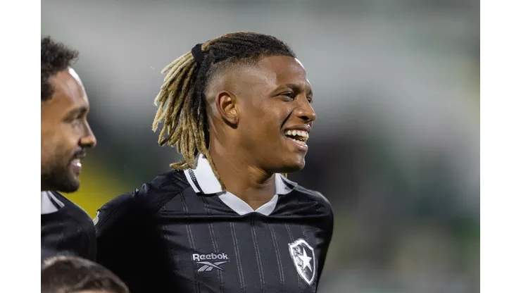 SC - CHAPECO - 14/05/2026 - COPA DO BRASIL 2026, CHAPECOENSE X BOTAFOGO - Danilo jogador do Botafogo durante partida contra o Chapecoense no estadio Arena Conda pelo campeonato Copa Do Brasil 2026. Foto: Liamara Polli/AGIF
