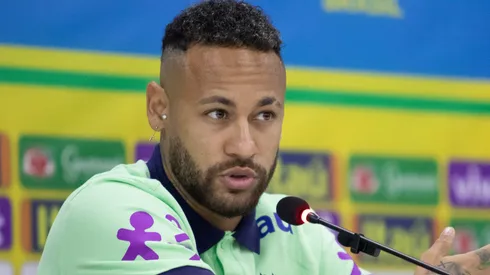 Neymar voltou para a Seleção Brasileira.