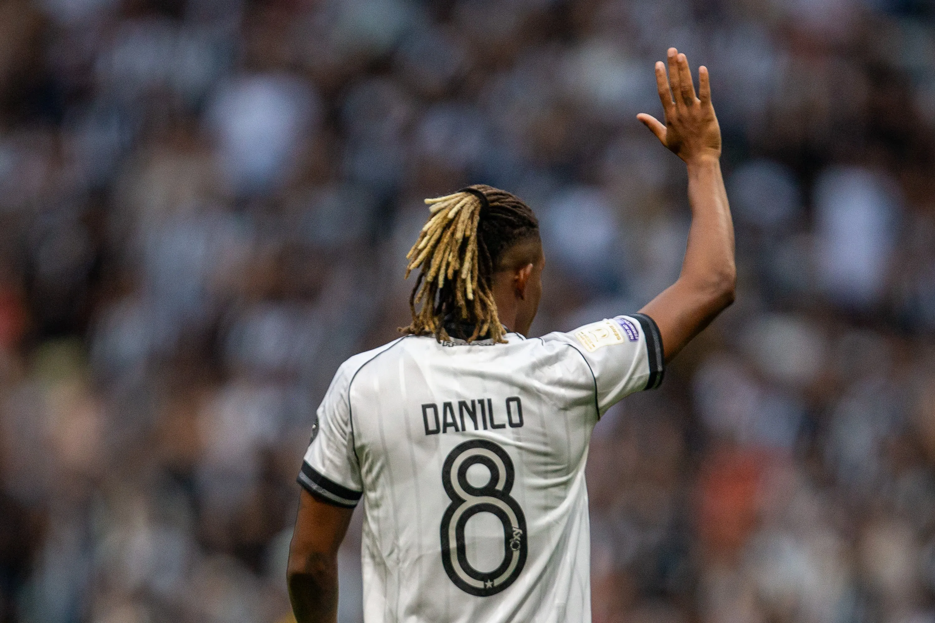 Danilo jogador do Botafogo durante partida contra o Atletico-MG no estadio Arena MRV pelo campeonato Brasileiro A 2026. Foto: Fernando Moreno/AGIF
