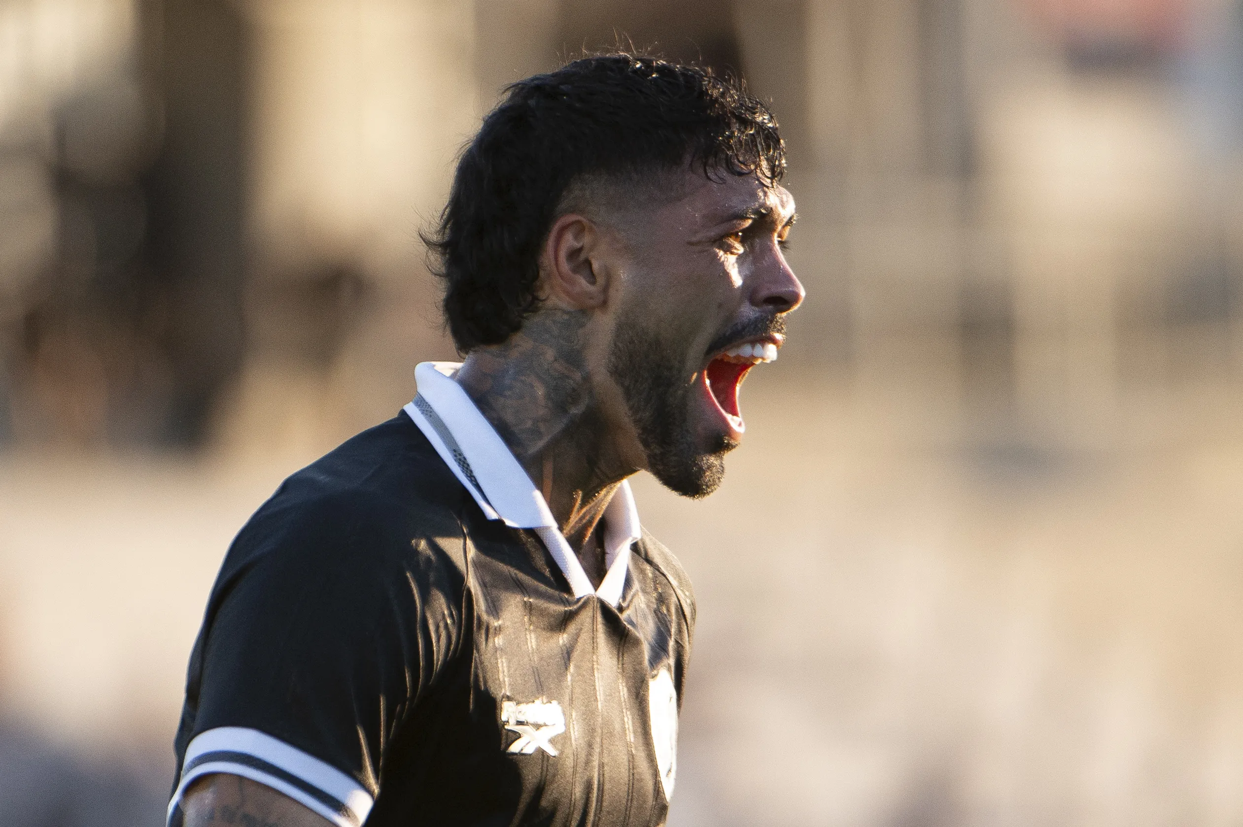 Palmeiras quer liberação de Alexander Barboza. Foto: Anderson Romão/AGIF