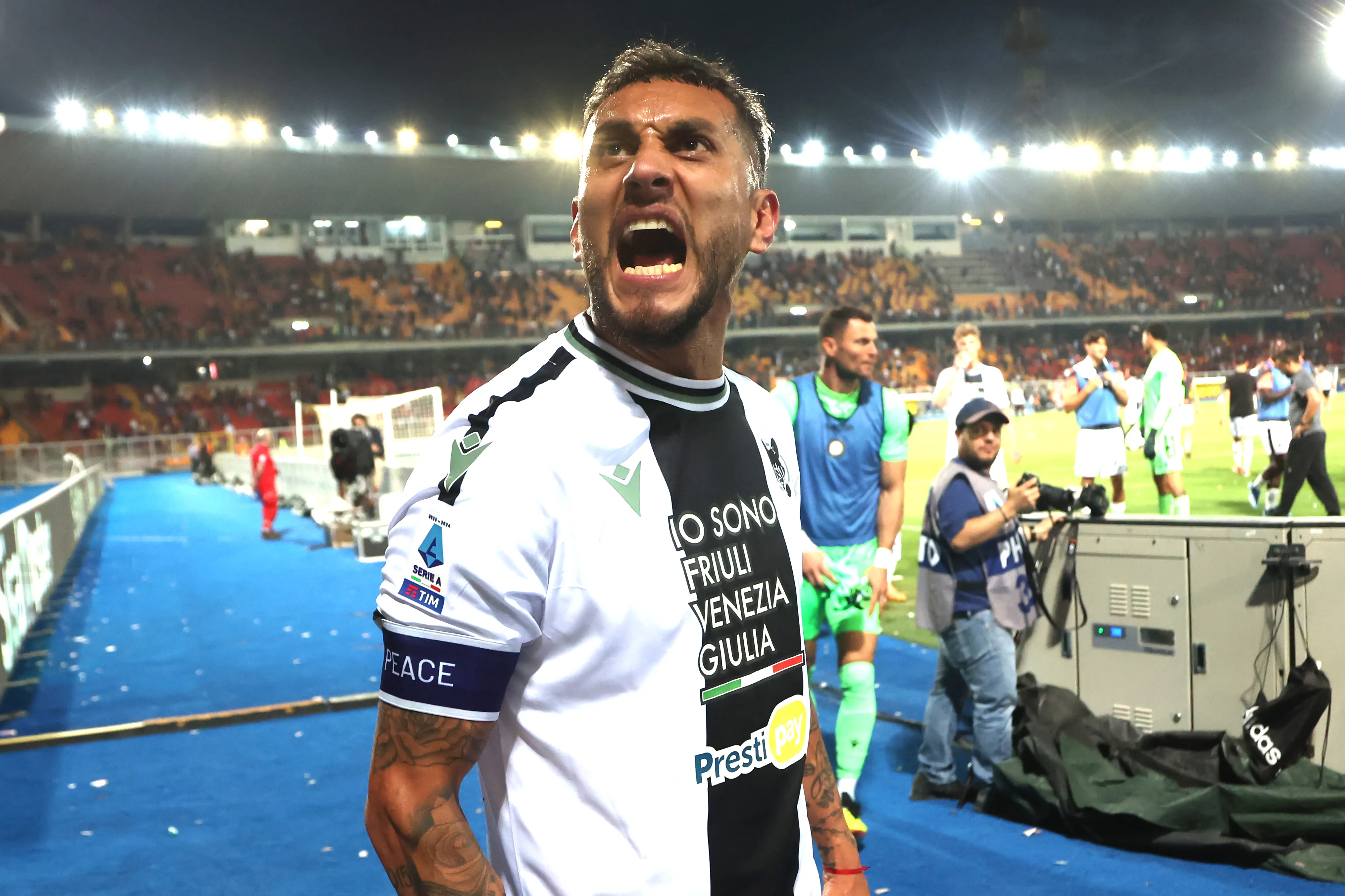 Roberto Pereyra está na mira do Vasco, segundo jornalista argentino. Foto: Maurizio Lagana/Getty Images