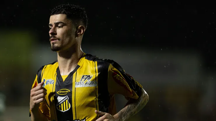 Rômulo deve ser negociado pelo Palmeiras na próxima janela