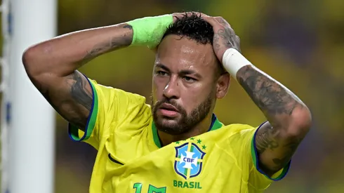 Neymar vira motivo de preocupação no Brasil.