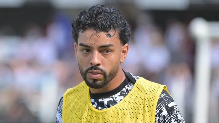 Matheus Bidu pode ser desfalque no Corinthians.