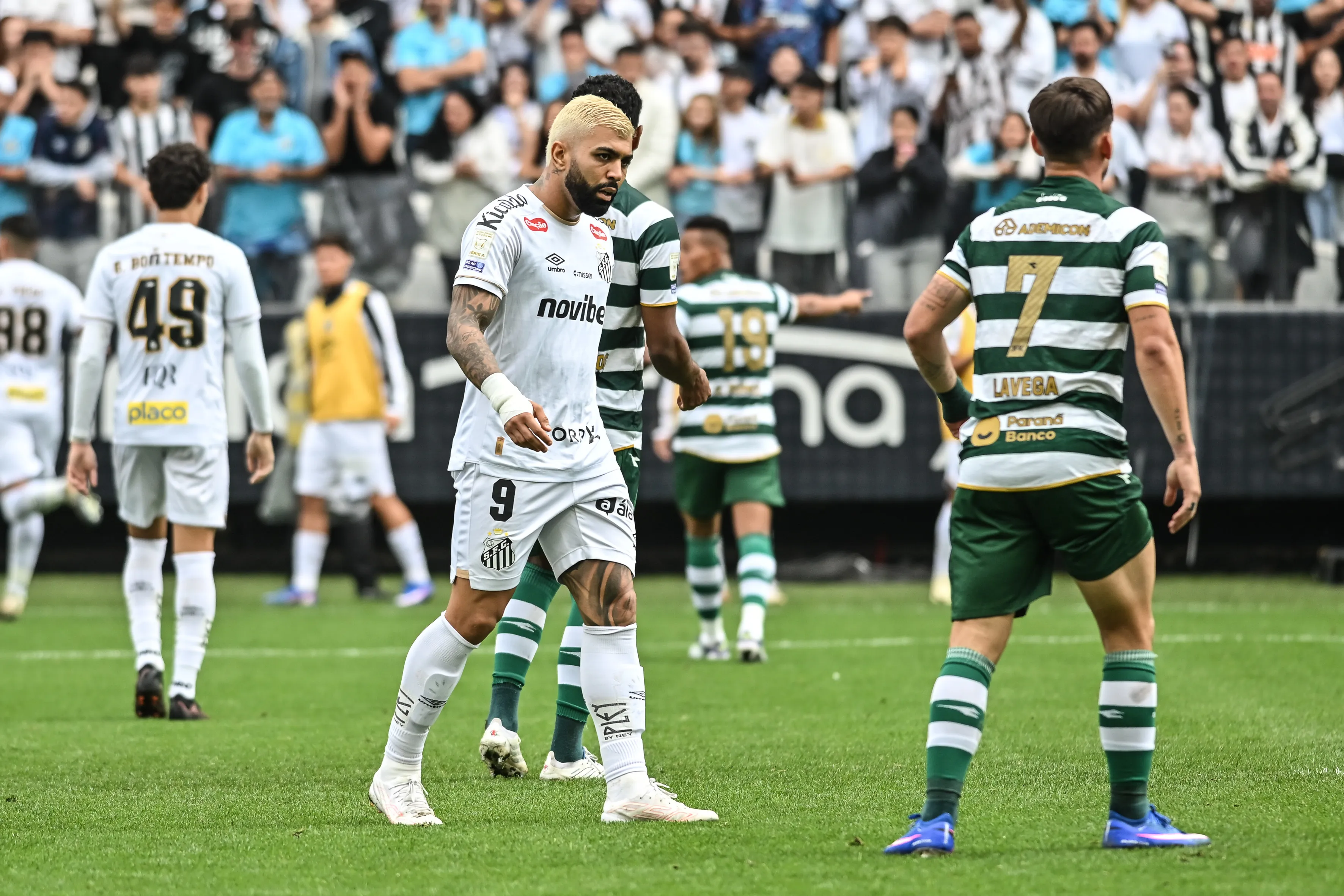 SP – SAO PAULO – 17/05/2026 – BRASILEIRO A 2026, SANTOS X CORITIBA – Gabigol jogador do Santos durante partida contra o Coritiba no estadio Arena Corinthians pelo campeonato Brasileiro A 2026. Foto: Jota Erre/AGIF