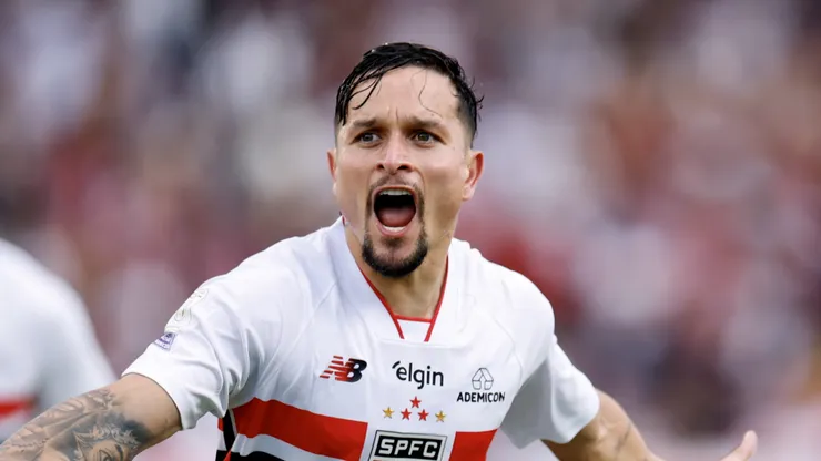 Artur pode jogar em São Paulo x Botafogo.