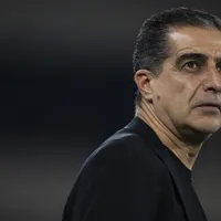 Ex-Botafogo, Renato Paiva é anunciado pelo Santos Laguna
