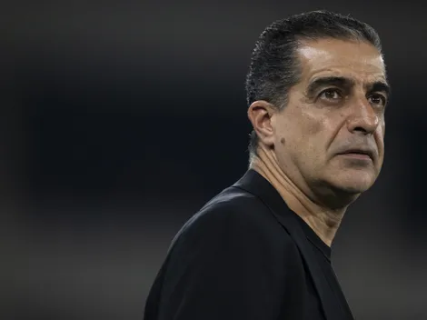 Ex-Botafogo, Renato Paiva é anunciado pelo Santos Laguna