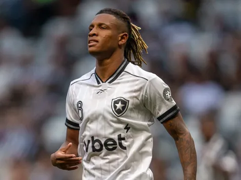 PVC manda a real sobre interesse do Palmeiras em Danilo