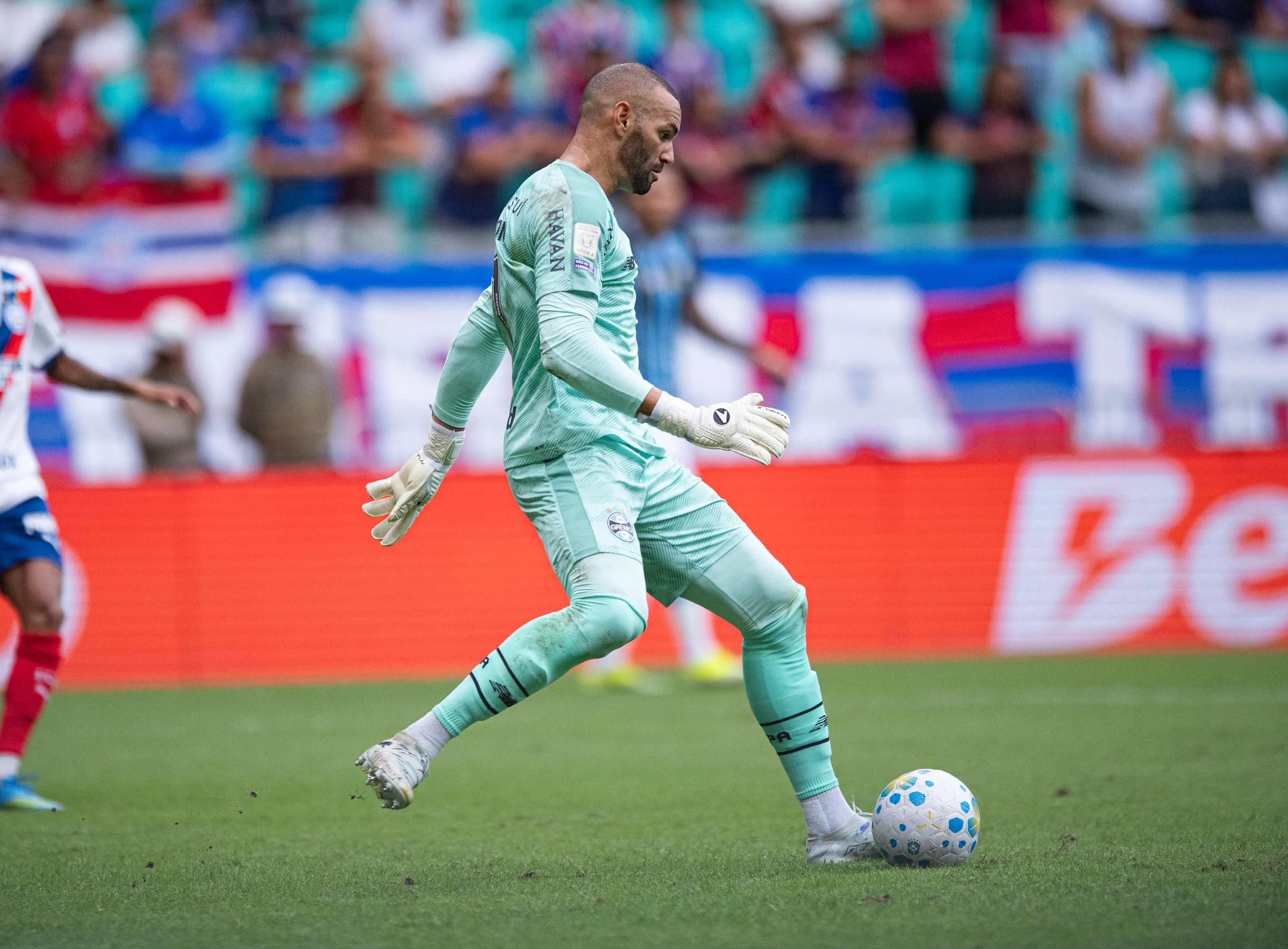 Weverton, jogador do Grêmio, durante partida contra o Bahia – Foto: Jhony Pinho/AGIF