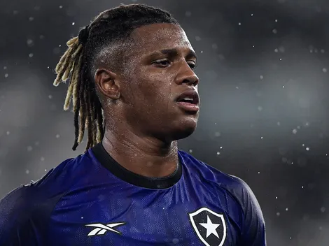 Franclim evita responder sobre afastamento de Danilo no Botafogo