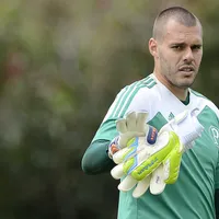 Deola, ex-Palmeiras, recorre ao Linkedin em busca de emprego