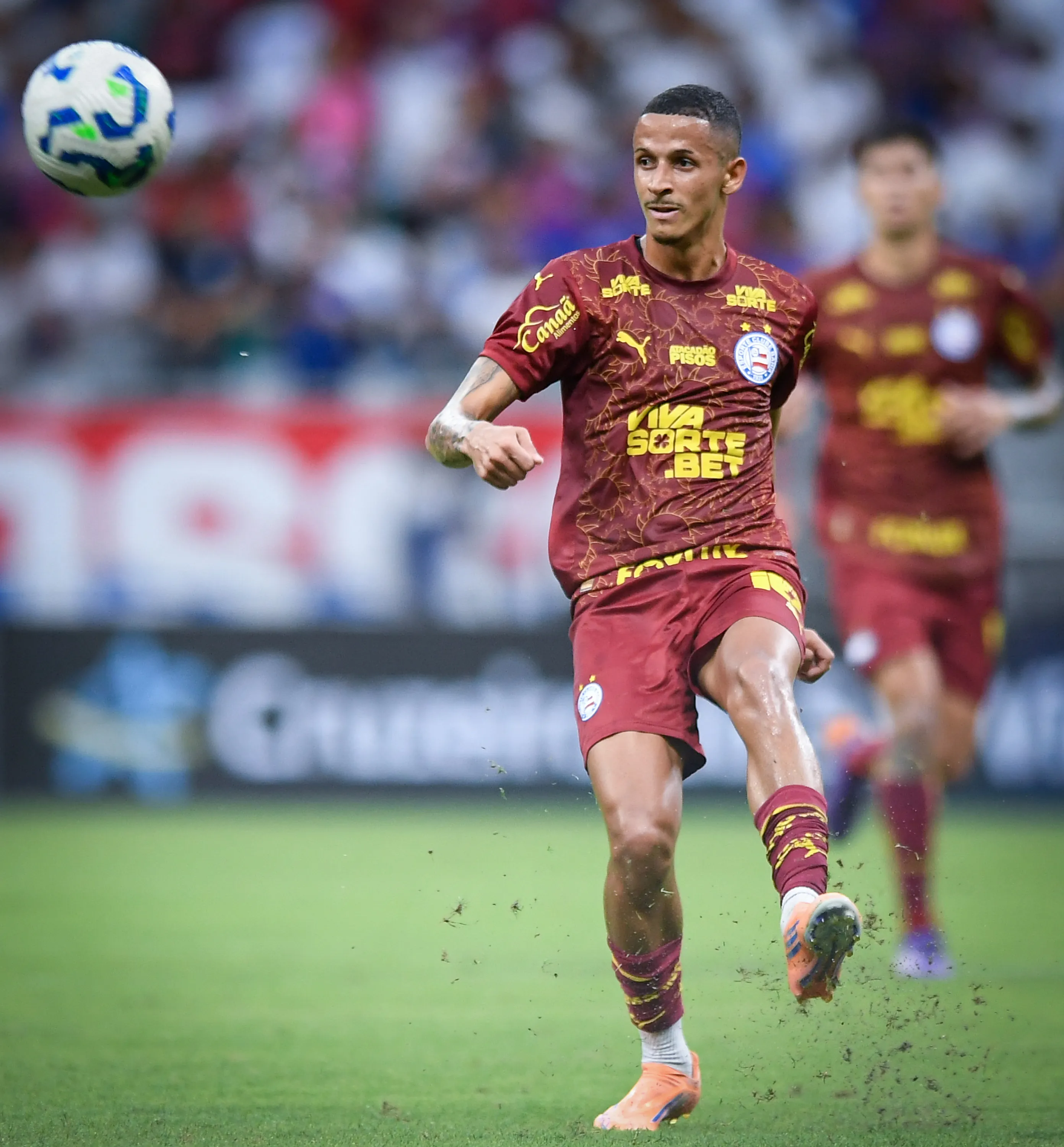 BA – SALVADOR – 23/11/2025 – BRASILEIRO A 2025, BAHIA X VASCO – Luciano Juba jogador do Bahia durante partida contra o Vasco no estadio Arena Fonte Nova pelo campeonato Brasileiro A 2025. Foto: Jhony Pinho/AGIF