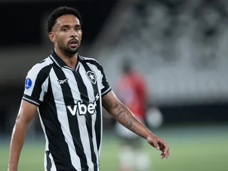 Zenit abre negociações para fechar contratação de Vitinho, do Botafogo