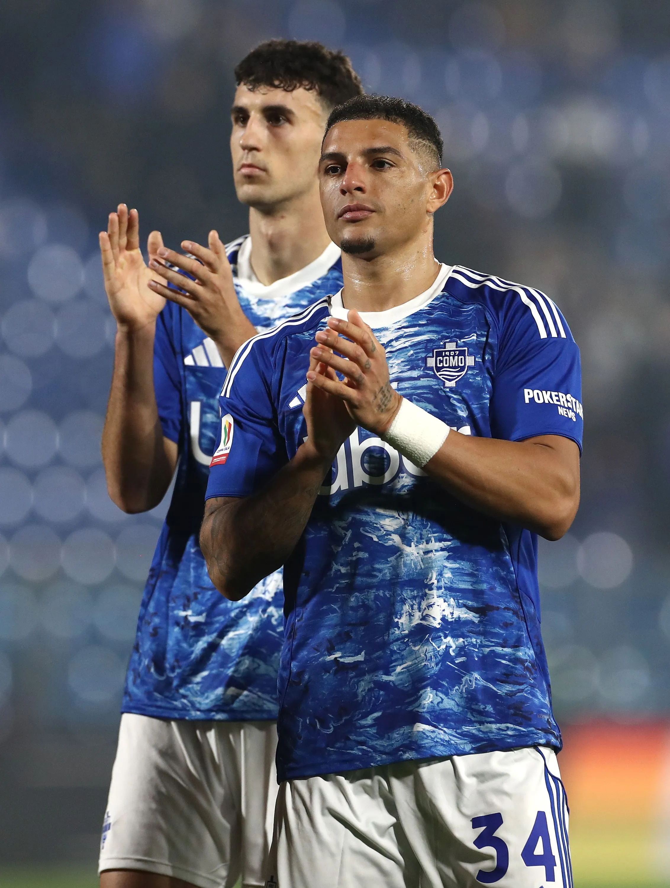 Diego Carlos jogando no Como-ITA – (Photo by Marco Luzzani/Getty Images)