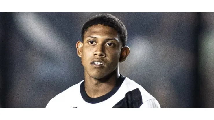 João Victor Mutano em ação pelo Vasco (Foto: Matheus Lima/Vasco)