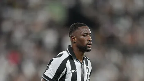 RJ - RIO DE JANEIRO - 14/03/2026 - BRASILEIRO A 2026, BOTAFOGO X FLAMENGO - Bastos jogador do Botafogo durante partida contra o Flamengo no estadio Engenhao pelo campeonato Brasileiro A 2026. Foto: Thiago Ribeiro/AGIF