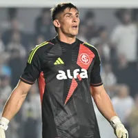 Sergio Rochet é baixa no Internacional contra o Vitória