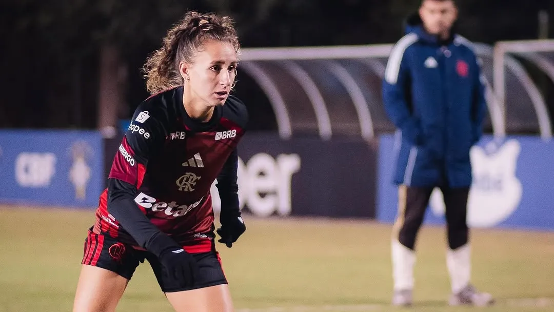 Jogadora do Flamengo antes do jogo – Foto: Redes Sociais/Flamengo