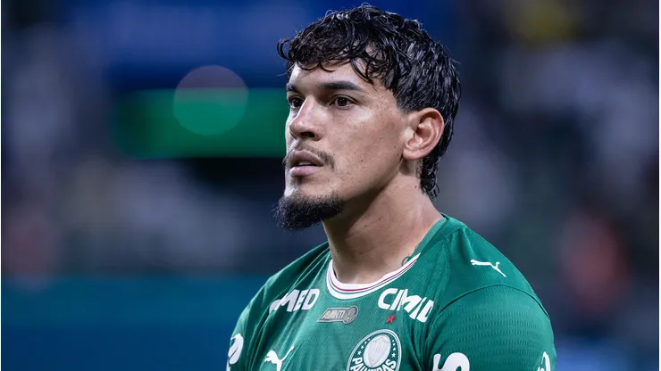 Gustavo Gómez vive incerteza no Palmeiras